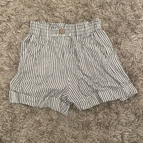 zara shorts - Picture 2 of 6